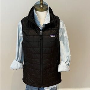 Patagonia Black Women's Nano Puff Vest size S